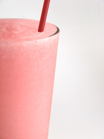 http://www.ivanwlam.com/experiments/images/photo/general/090604-smoothie/090604-smoothie-straw.jpg